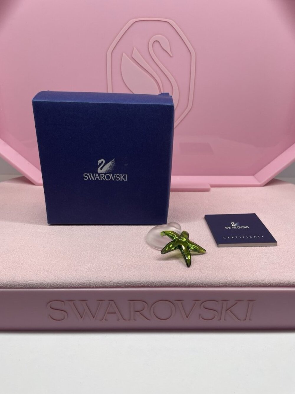 MIB Swarovski Crystal Fish Figurine Cantillana Moss Green Starfish 659913